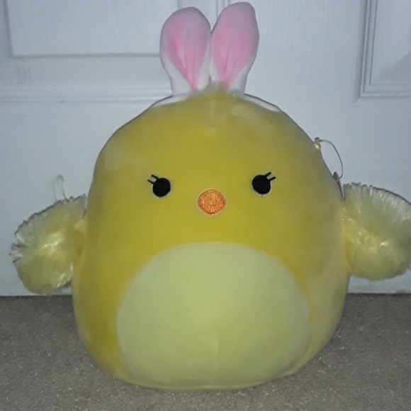 8" Aimee the Chick Easter Squishmallow *NEW* - Picture 1 of 3